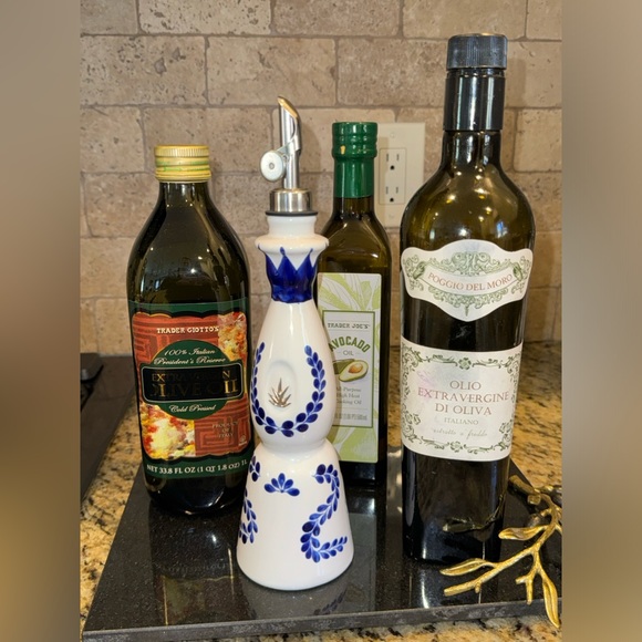 Oil Dispenser handcrafted from repurposed Clase Azul Reposado rare 200ml - Picture 7 of 9